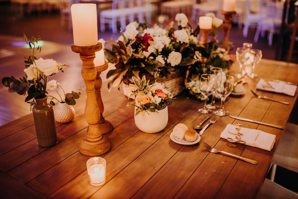 6 ideas originales de velas para decorar mesas de boda