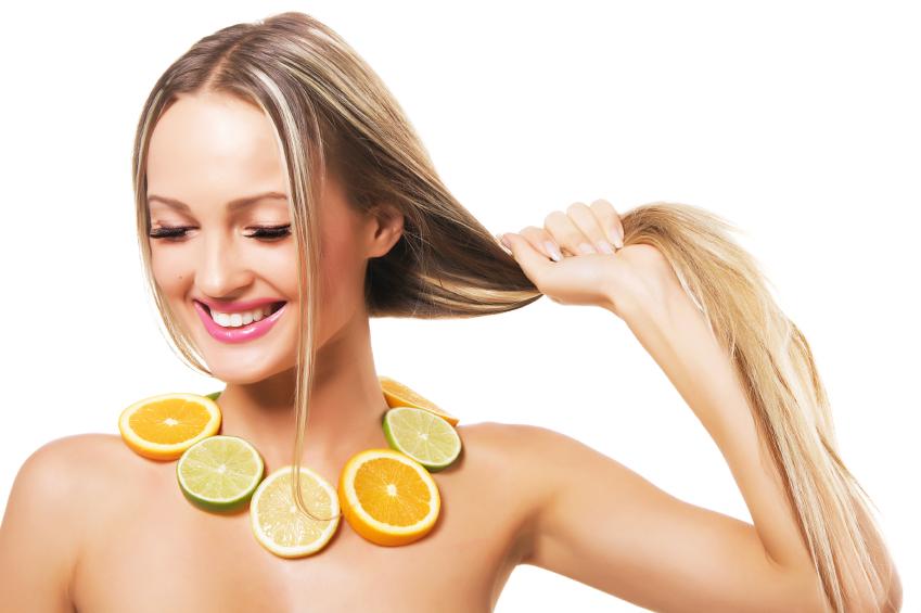 Aclara tu cabello de forma natural con limón: ¡Descubre los beneficios y cómo aplicarlo correctamente!