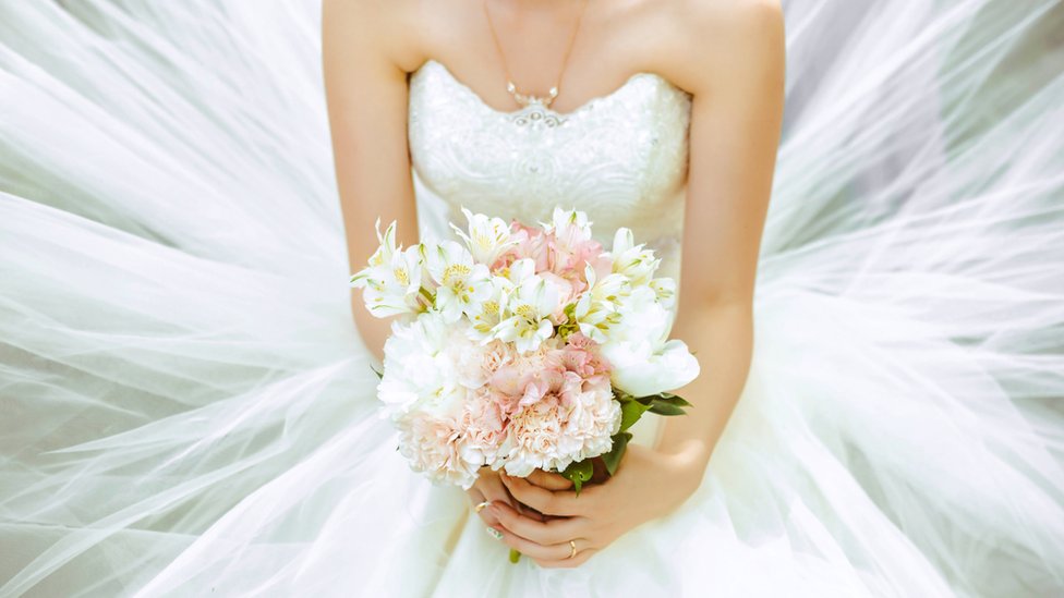 Alternativas para referirse a la novia en una boda: Sinónimos y palabras similares