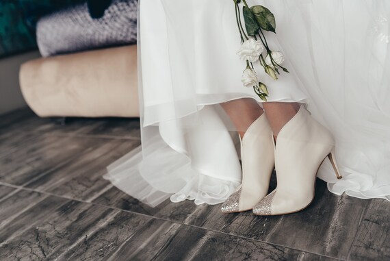 Botos de boda: elegancia y comodidad en tus pies el día más especial