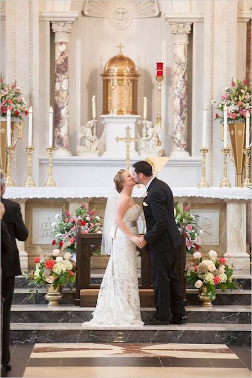 ¿Cómo saber qué iglesia me corresponde para mi boda?