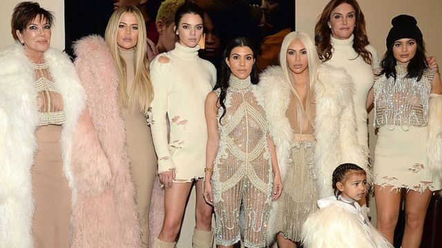 Descubre cuántas hermanas son realmente las Kardashian: el misterio detrás de esta famosa familia