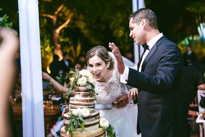 Diviértete al máximo con la hora loca en tus bodas: Ideas, consejos y opciones para animar tu fiesta
