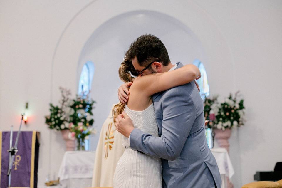 El simbolismo de incluir a Cristo en tu boda: significado y tradiciones