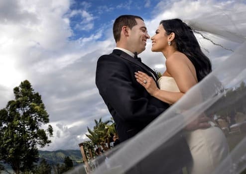 La importancia de las felicitaciones en una boda: cómo expresar tus mejores deseos de manera especial