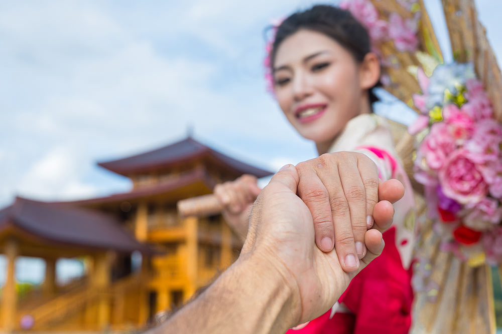 La magia de una boda japonesa: Tradiciones y rituales que debes conocer