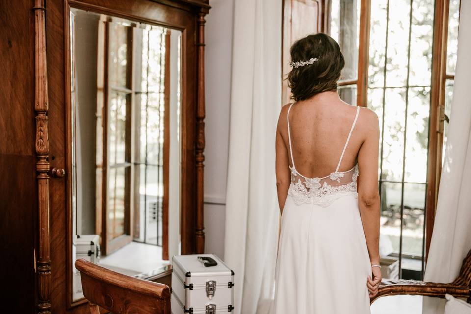 La superstición detrás de usar un vestido de novia usado: ¿es realmente mala suerte?